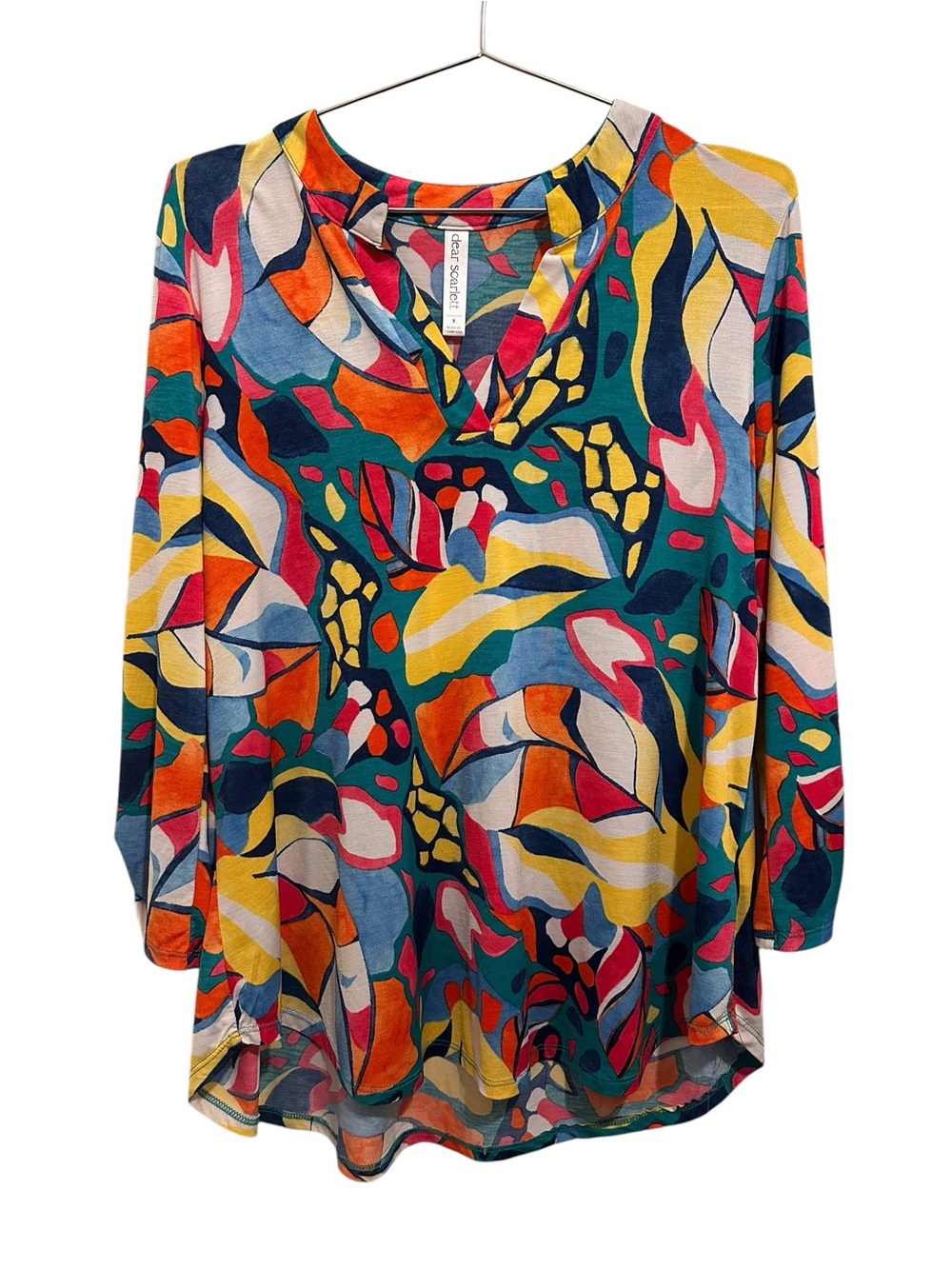 Dear Scarlett Lizzy Top Abstract Multicolor V-Neck Tunic Top